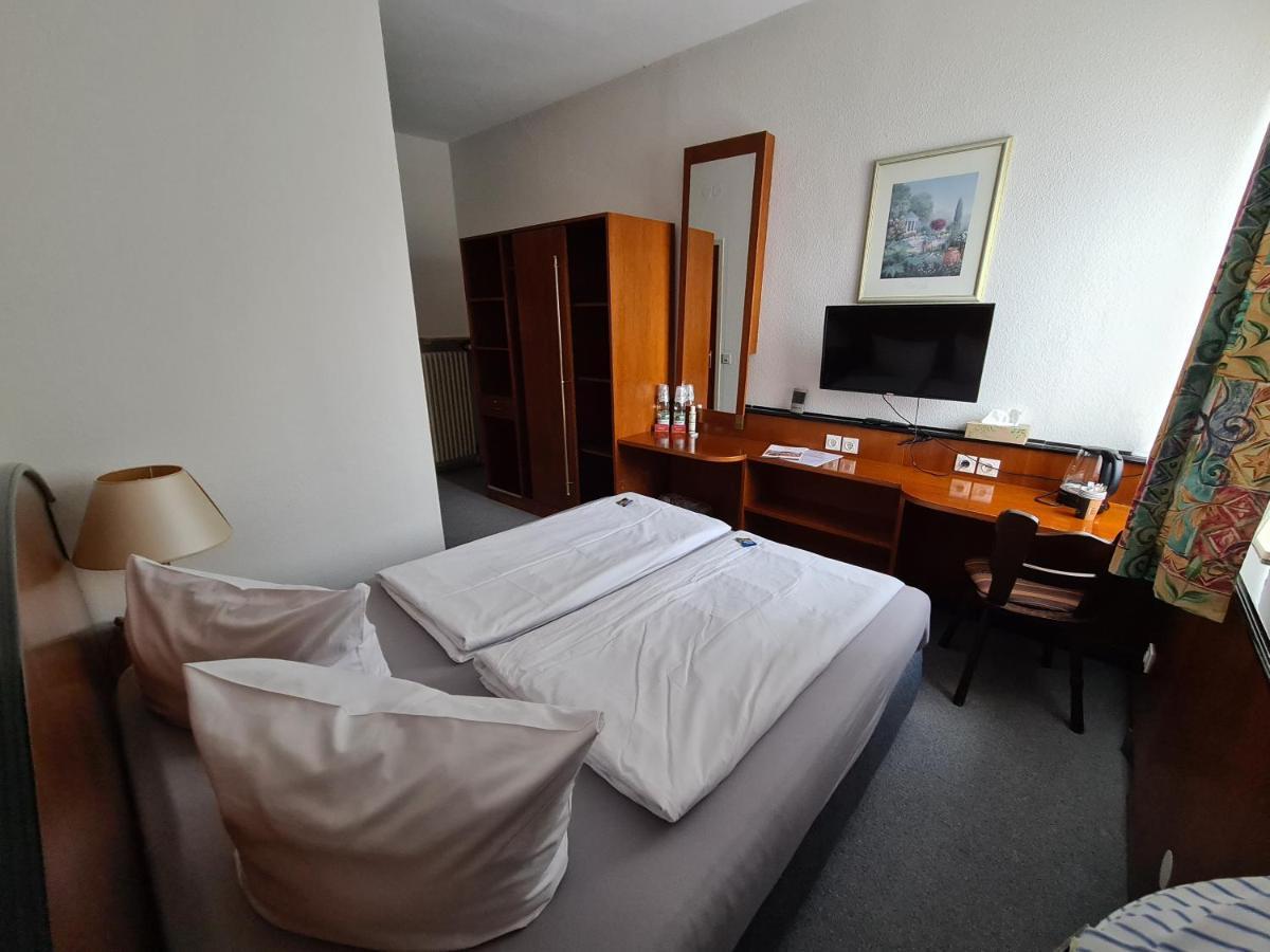 Hotel & Restaurant Krone Rehau Bagian luar foto