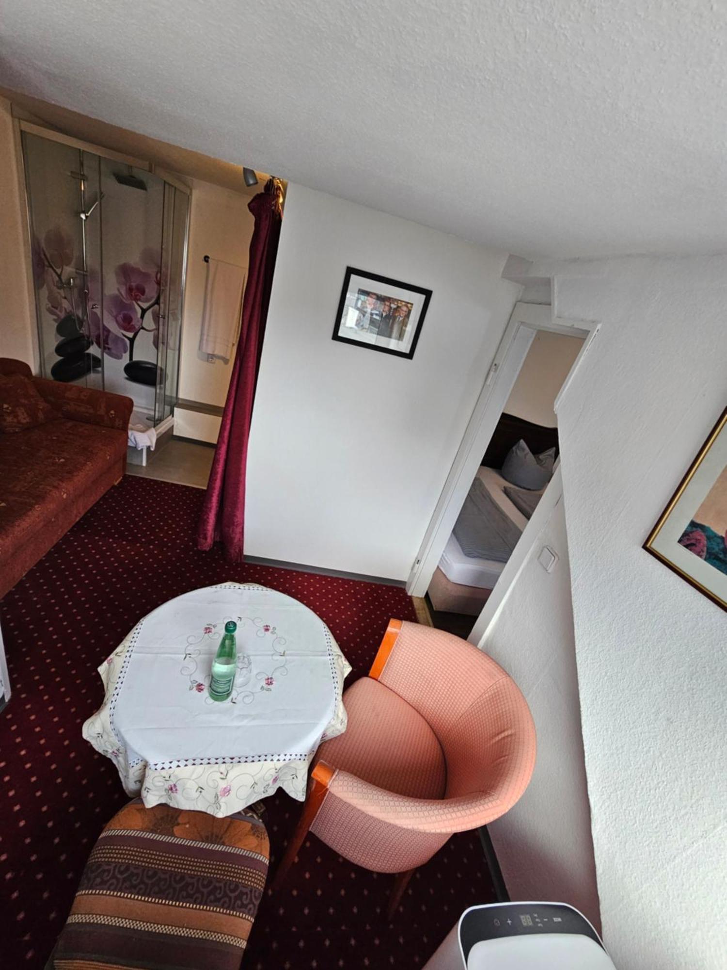 Hotel & Restaurant Krone Rehau Bagian luar foto