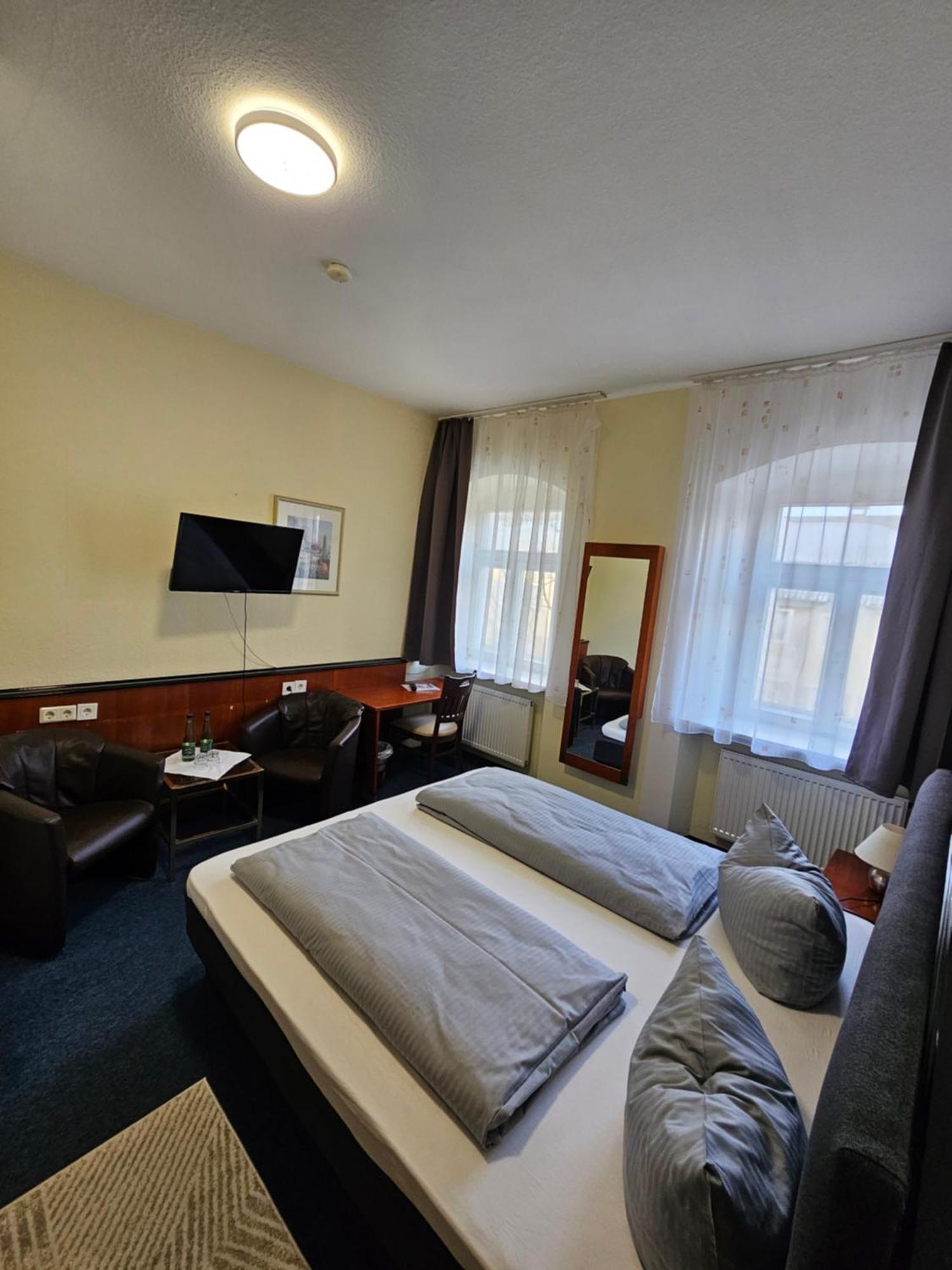 Hotel & Restaurant Krone Rehau Bagian luar foto