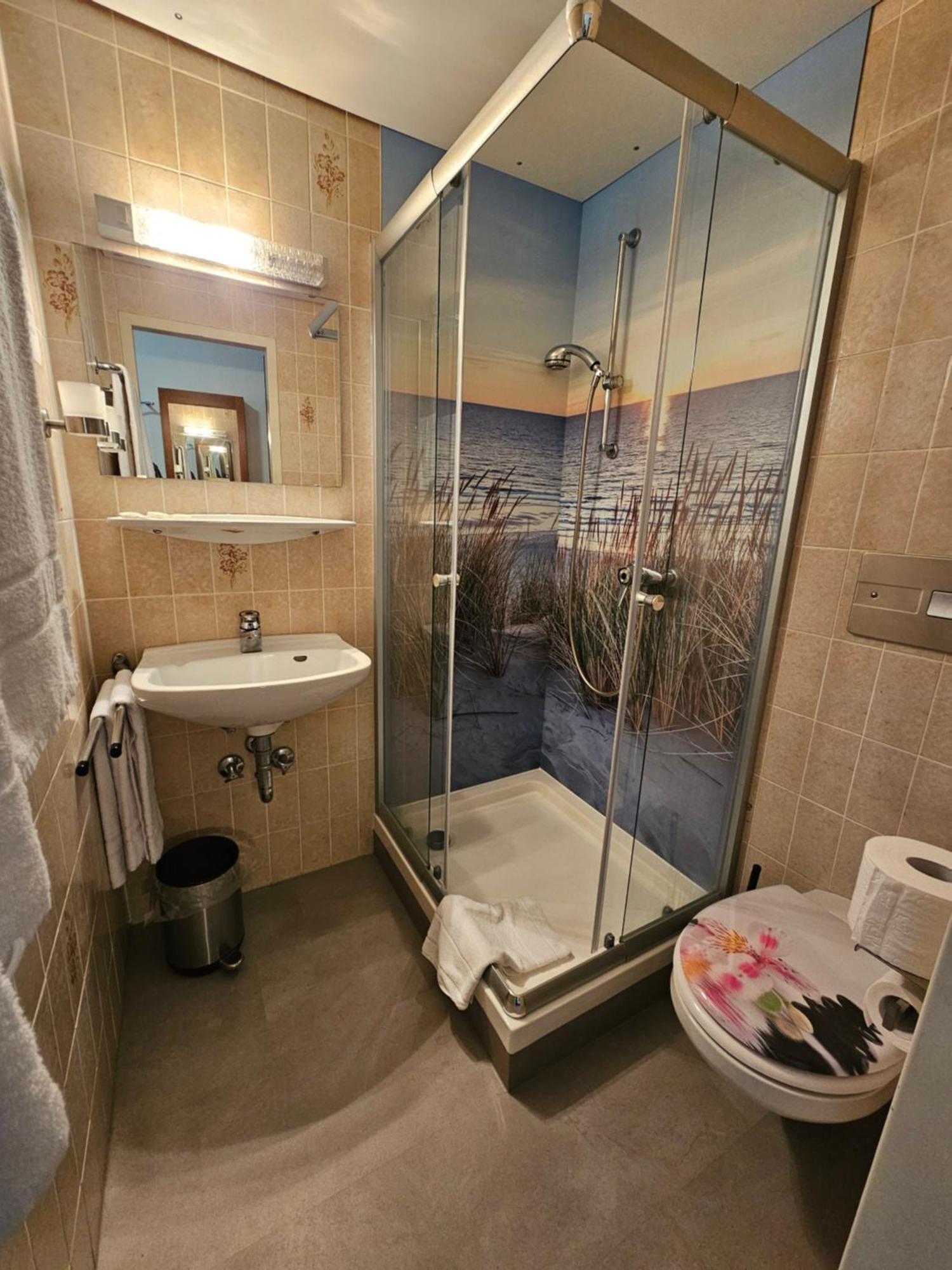 Hotel & Restaurant Krone Rehau Bagian luar foto
