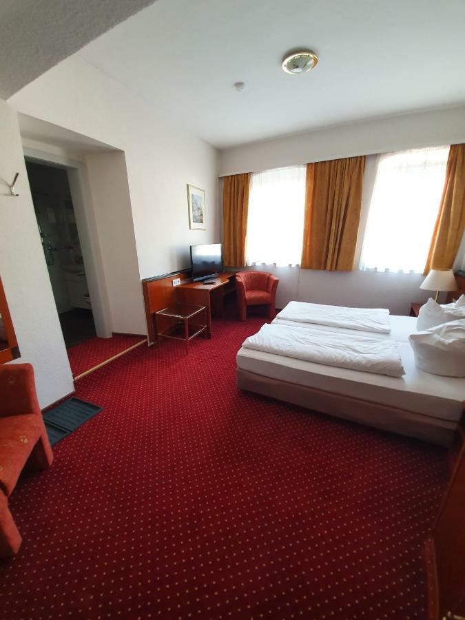 Hotel & Restaurant Krone Rehau Bagian luar foto